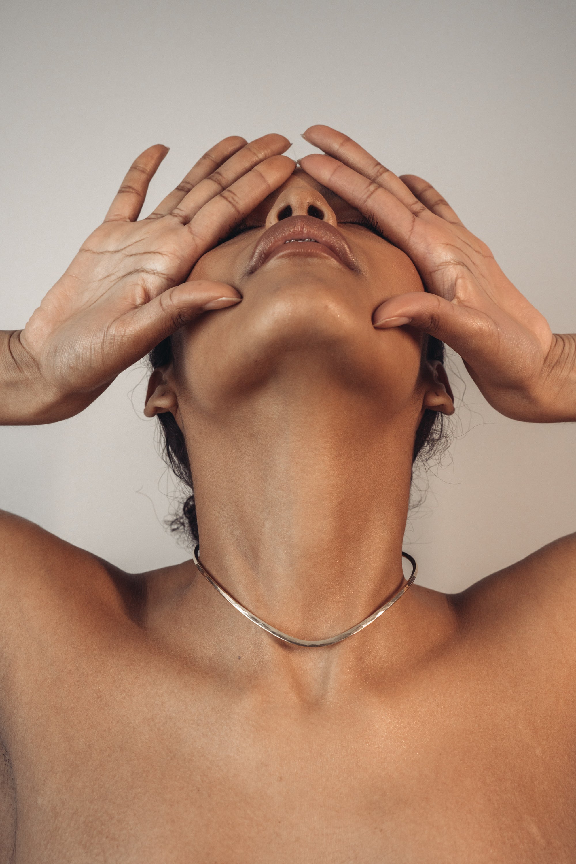 Everyday Glimmer Choker